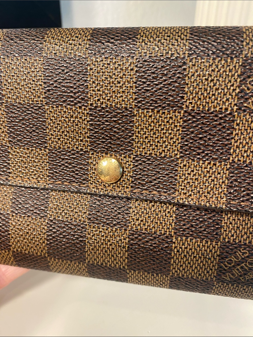 Louis Vuitton Damier Ebene Sarah Wallet - Picture 13 of 17